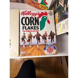 Kelloggs Corn Flakes Cereal Box Collector Richard Petty NASCAR Edition vintage